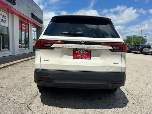 Certified 2024 Toyota Grand Highlander AWD image 4
