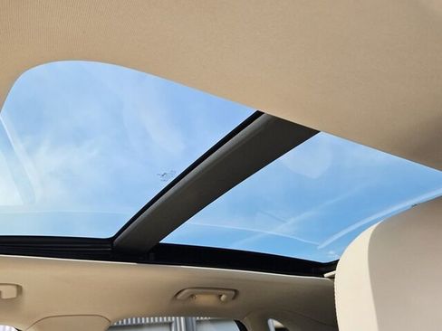 Used 2019 Lincoln MKC Select w/ Select Plus Package image 21