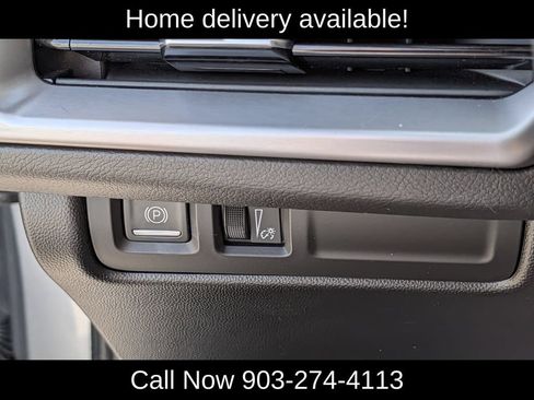Used 2024 Cadillac XT4 Premium Luxury FWD image 24