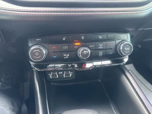 Used 2023 Dodge Durango GT RWD image 32