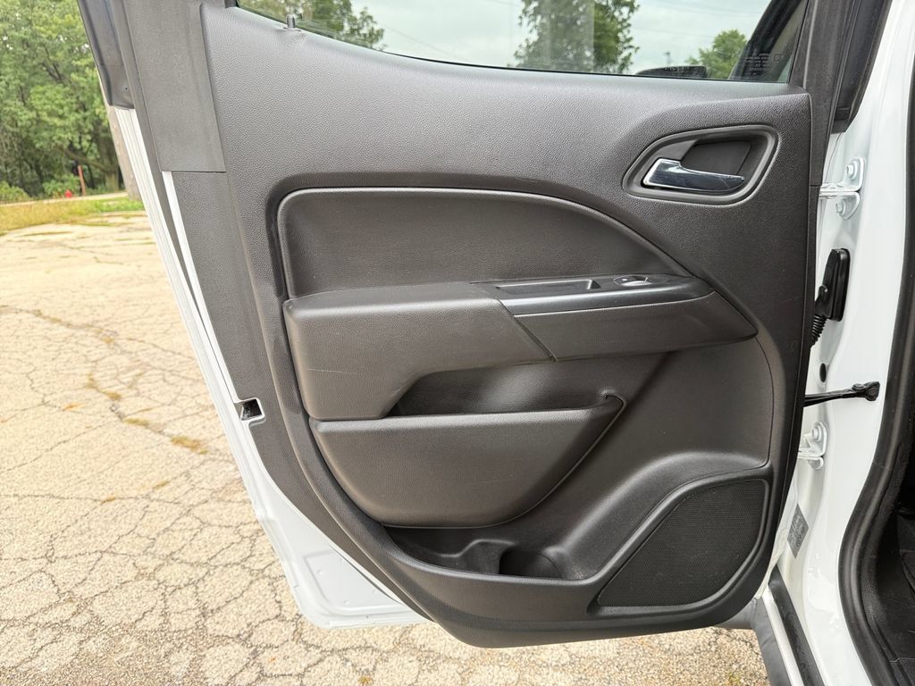 Used 2019 Chevrolet Colorado LT w/ Redline Special Edition AWD/4WD image 36