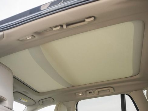 New 2026 Volvo V60 B5 Cross Country Plus w/ Protection Package Premier image 31