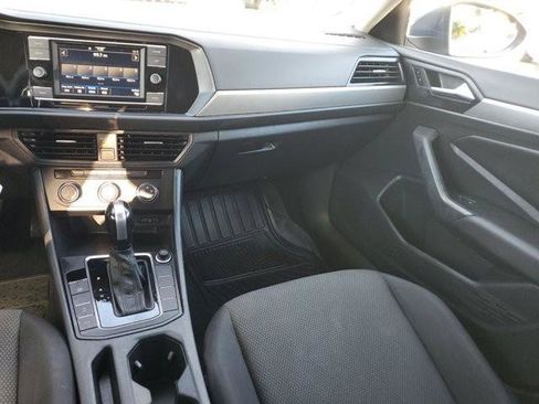 Used 2021 Volkswagen Jetta S w/ Driver Assistance Package image 15