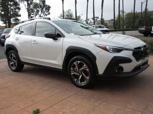 Used 2024 Subaru Crosstrek 2.0i Premium AWD/4WD image 6
