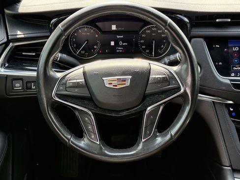 Used 2023 Cadillac XT5 Premium Luxury FWD image 16