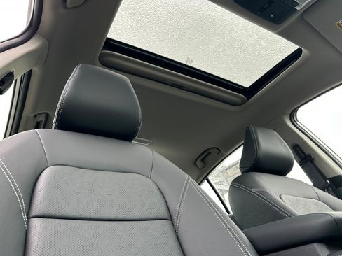 New 2025 Nissan Altima 2.5 SL image 19