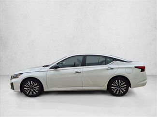 Used 2025 Nissan Altima 2.5 SV FWD video 2