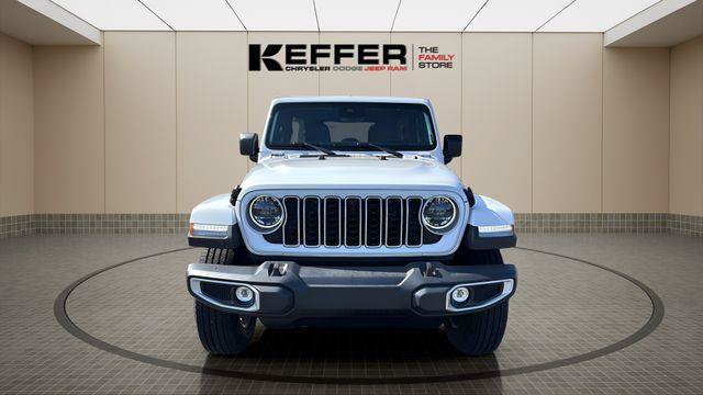 Used 2025 Jeep Wrangler Unlimited Sahara AWD/4WD image 10