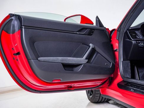 Certified 2024 Porsche 911 Carrera GTS image 31