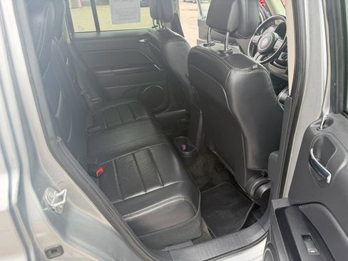 Used 2016 Jeep Patriot High Altitude AWD/4WD image 14