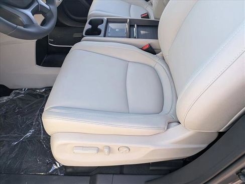 New 2026 Honda Odyssey EX-L image 4