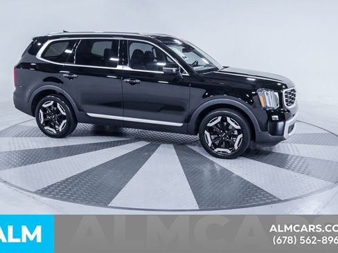 Used 2024 Kia Telluride S w/ S Sunroof Package FWD image 9