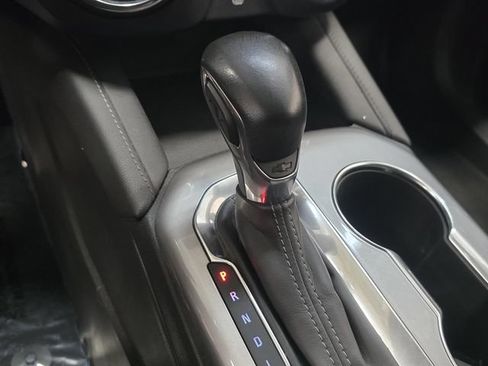 Used 2019 Chevrolet Blazer LT FWD image 16