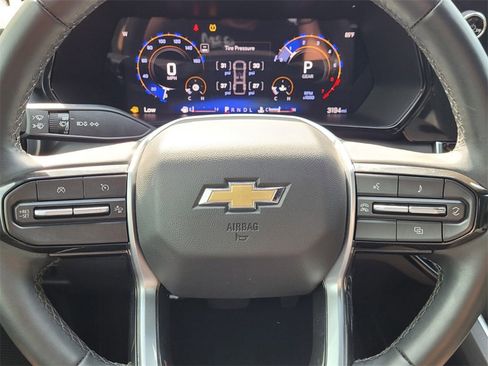 Used 2024 Chevrolet Colorado LT w/ LT Convenience Package image 19