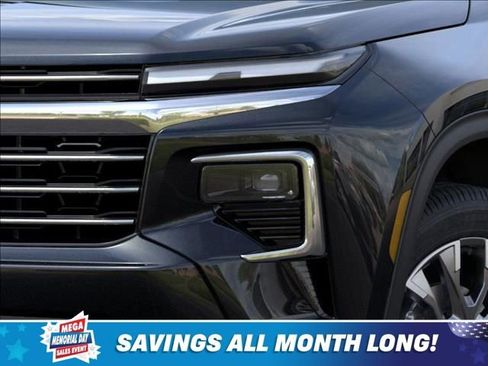 New 2026 Chevrolet Traverse LT w/ Sun and Wheel Package AWD/4WD image 10