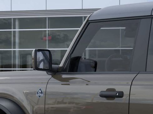 New 2026 Ford Bronco Outer Banks w/ Sasquatch Package image 22