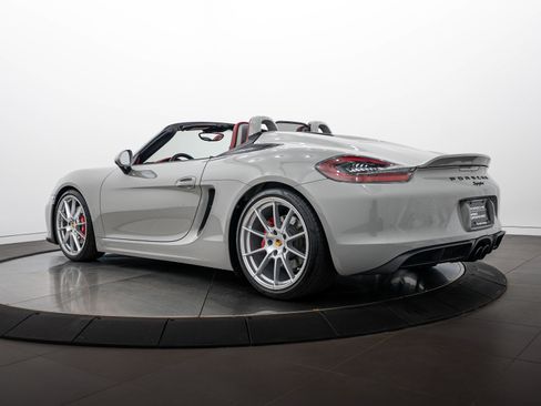 Certified 2016 Porsche Boxster Spyder RWD image 3