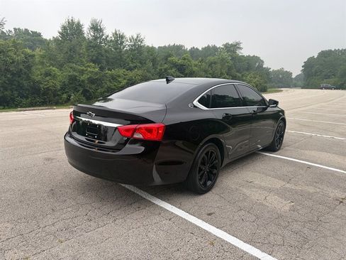 Used 2017 Chevrolet Impala LT FWD image 5