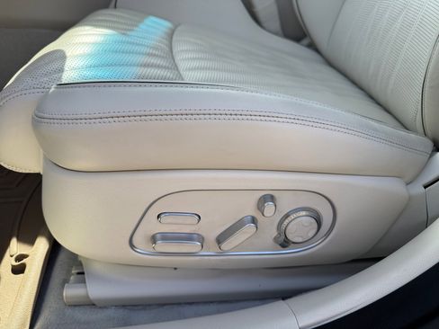 Used 2024 Genesis G90 3.5T image 14