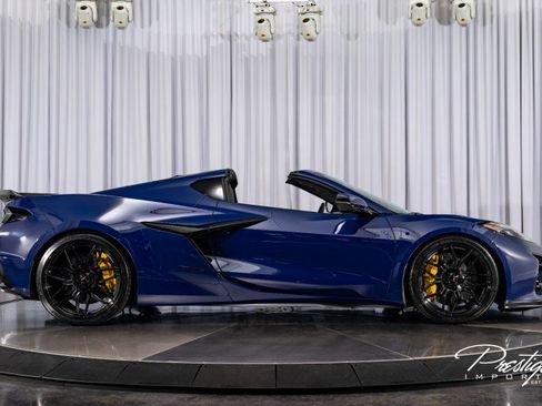 Used 2025 Chevrolet Corvette Z06 w/ Stealth Interior Trim Package image 27