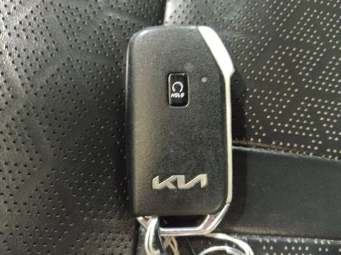 Used 2022 Kia Sorento S w/ Panoramic Sunroof Package image 32