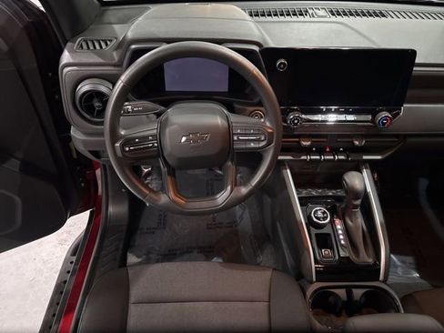 Used 2023 Chevrolet Colorado Trail Boss w/ Technology Package image 20