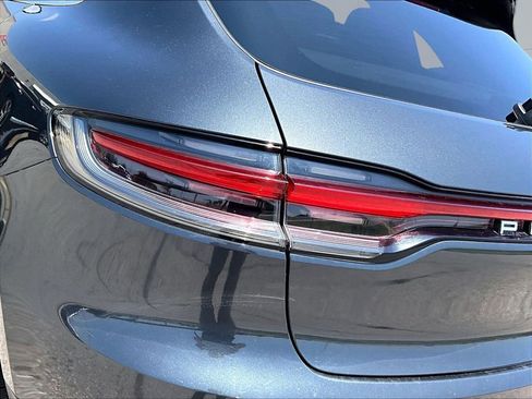 Certified 2020 Porsche Macan S AWD/4WD image 21