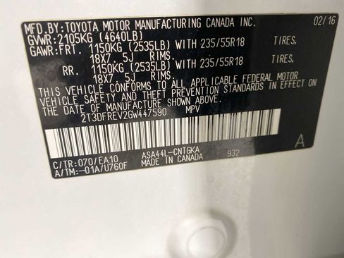 Used 2016 Toyota RAV4 Limited image 21