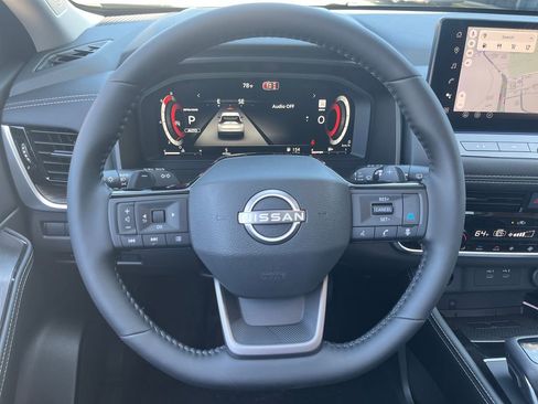 New 2026 Nissan Rogue Platinum AWD/4WD image 16