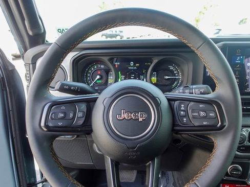 Used 2024 Jeep Wrangler Unlimited AWD/4WD image 13
