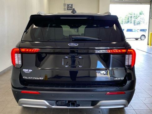 Certified 2025 Ford Explorer Platinum w/ LUX Leather Package AWD/4WD image 6