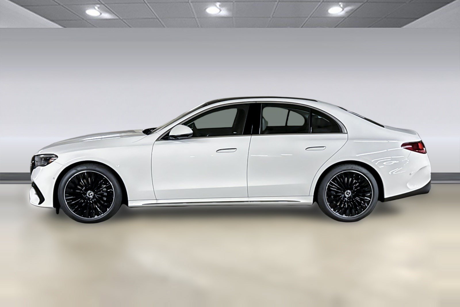 New 2026 Mercedes-Benz E 450 4MATIC Sedan image 2