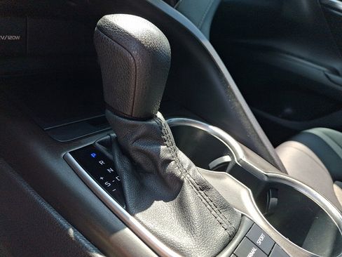 Certified 2022 Toyota Camry LE FWD image 15