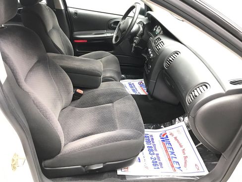 Used 2004 Dodge Intrepid SE image 18