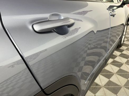 Used 2024 Toyota Corolla Cross L image 26