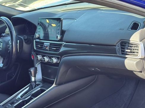 Used 2021 Honda Accord Sport image 25