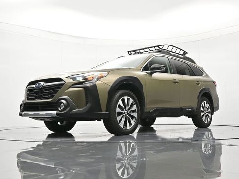 Used 2023 Subaru Outback Limited image 42