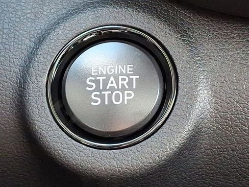 New 2026 Hyundai Venue SEL FWD image 11