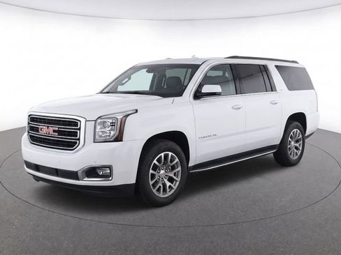 Used 2018 GMC Yukon XL SLT w/ Open Road Package RWD image 3