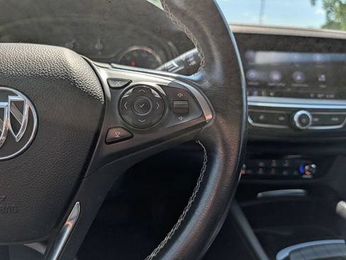Used 2018 Buick Regal Preferred w/ Sights and Sounds Package AWD/4WD image 20