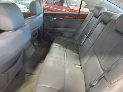 Used 2005 Toyota Avalon XLS image 12