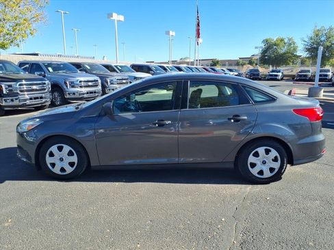 Used 2016 Ford Focus S image 8