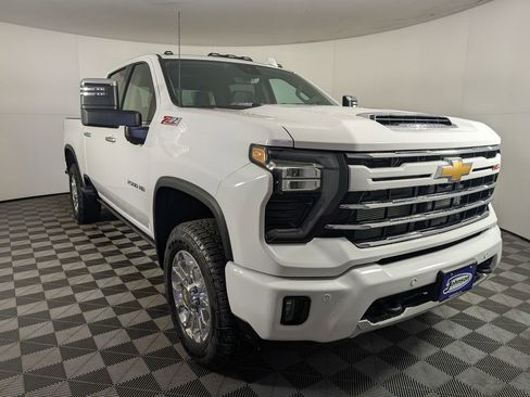 New 2025 Chevrolet Silverado 2500 LTZ w/ Z71 Chrome Sport Edition image 5