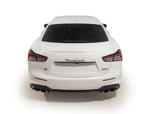 Used 2022 Maserati Ghibli Modena Q4 image 6
