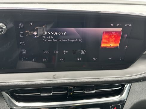 Used 2024 Buick Envista Sport Touring image 25