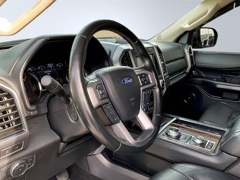 Used 2019 Ford Expedition Platinum image 14