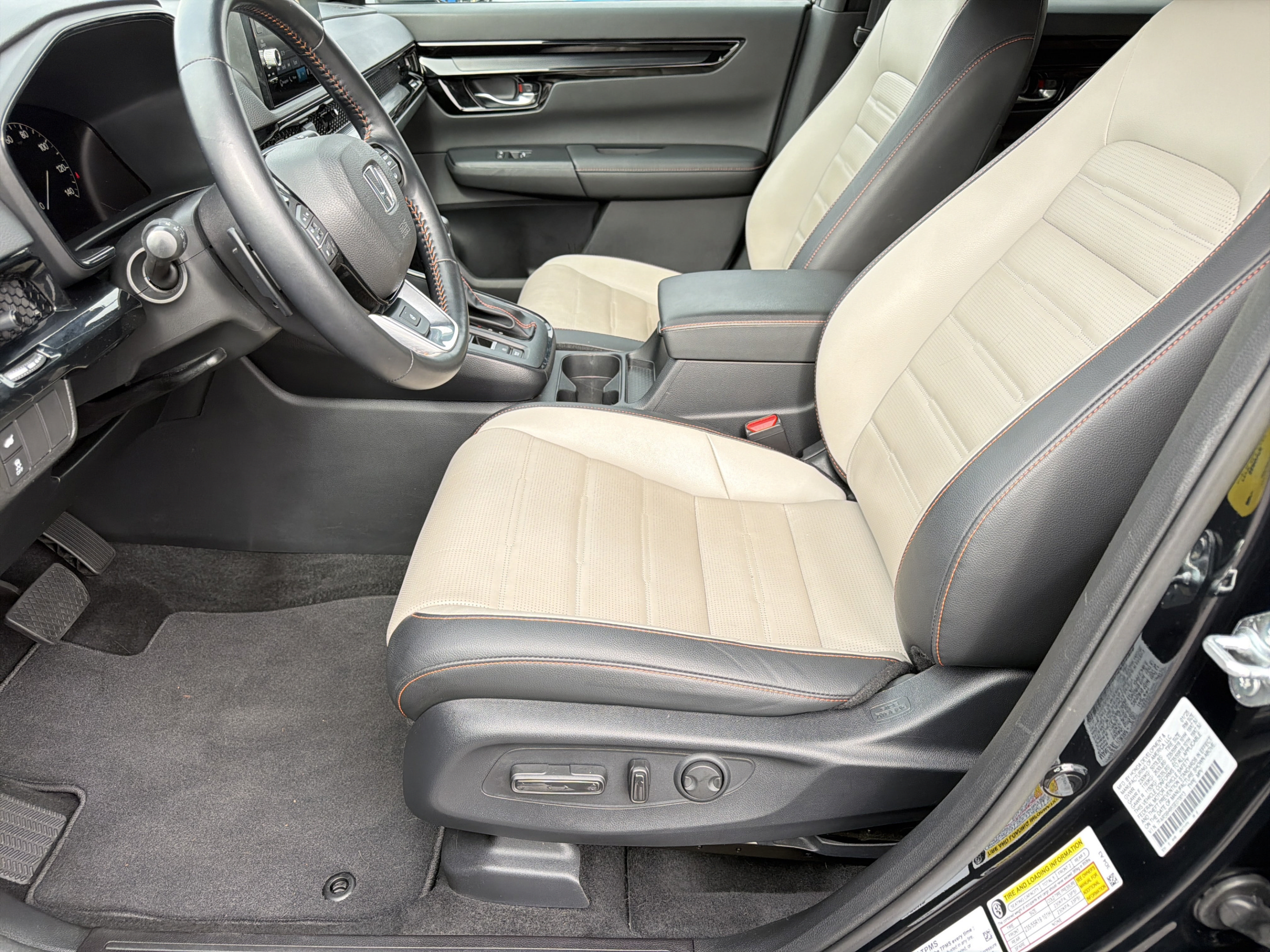 Used 2025 Honda CR-V Sport Touring image 32