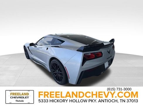 Used 2015 Chevrolet Corvette Stingray Coupe w/ 2LT Preferred Equipment Group RWD image 5