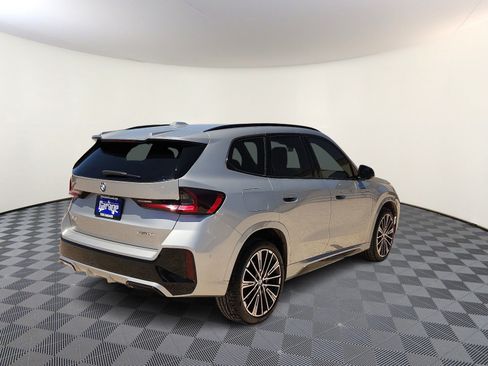 Used 2024 BMW X1 xDrive28i w/ M Sport Package AWD/4WD image 4
