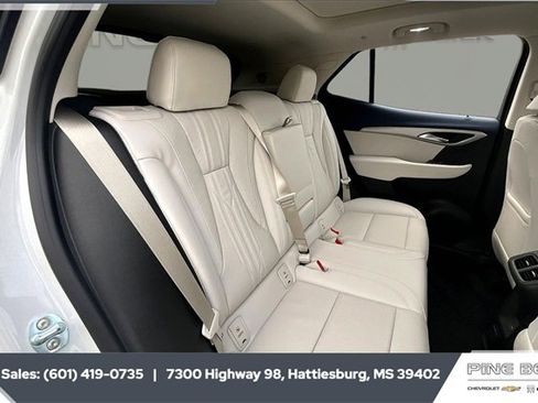 New 2025 Buick Envision Avenir image 7